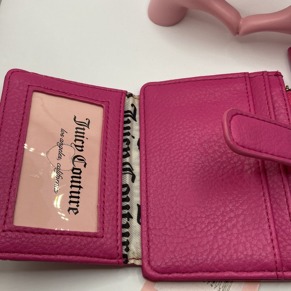 Juicy couture, fuchsia, bifold, wallet - Picture 4 of 6